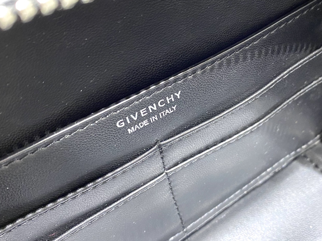 Givenchy Satchel Bags